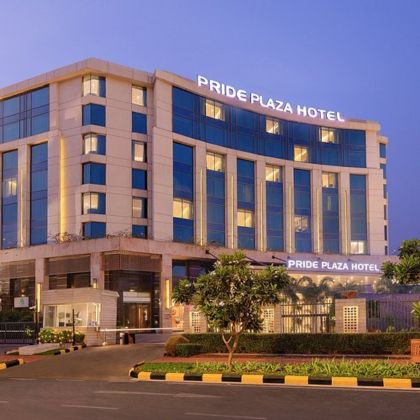 Escorts Near Pride Plaza Hotel New Delhi
